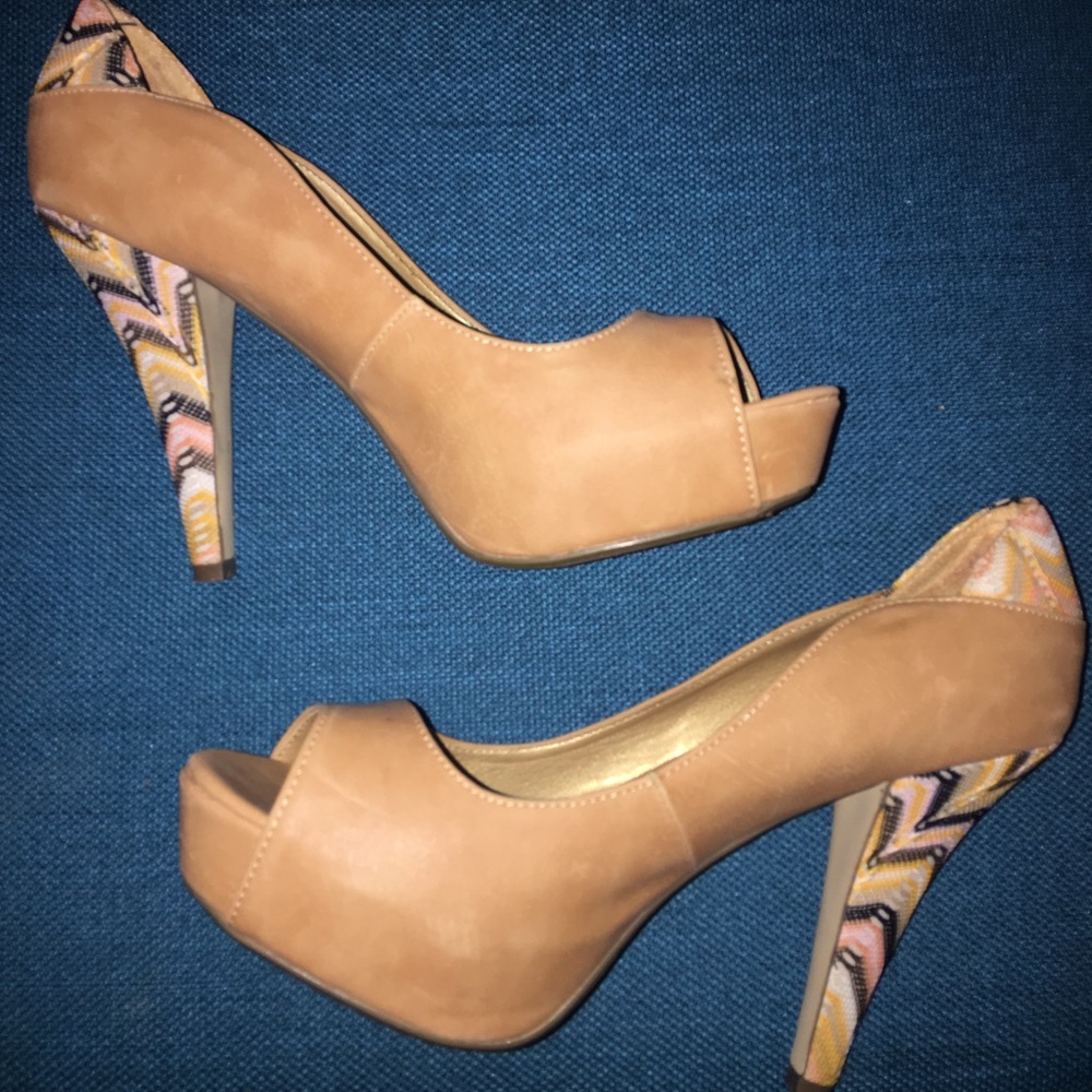 Madden Girl Peep Toe Pumps